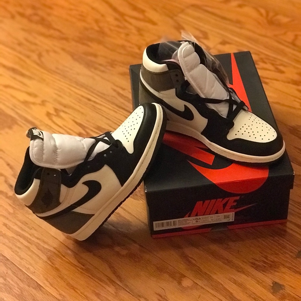 Nike Air Jordan 1
